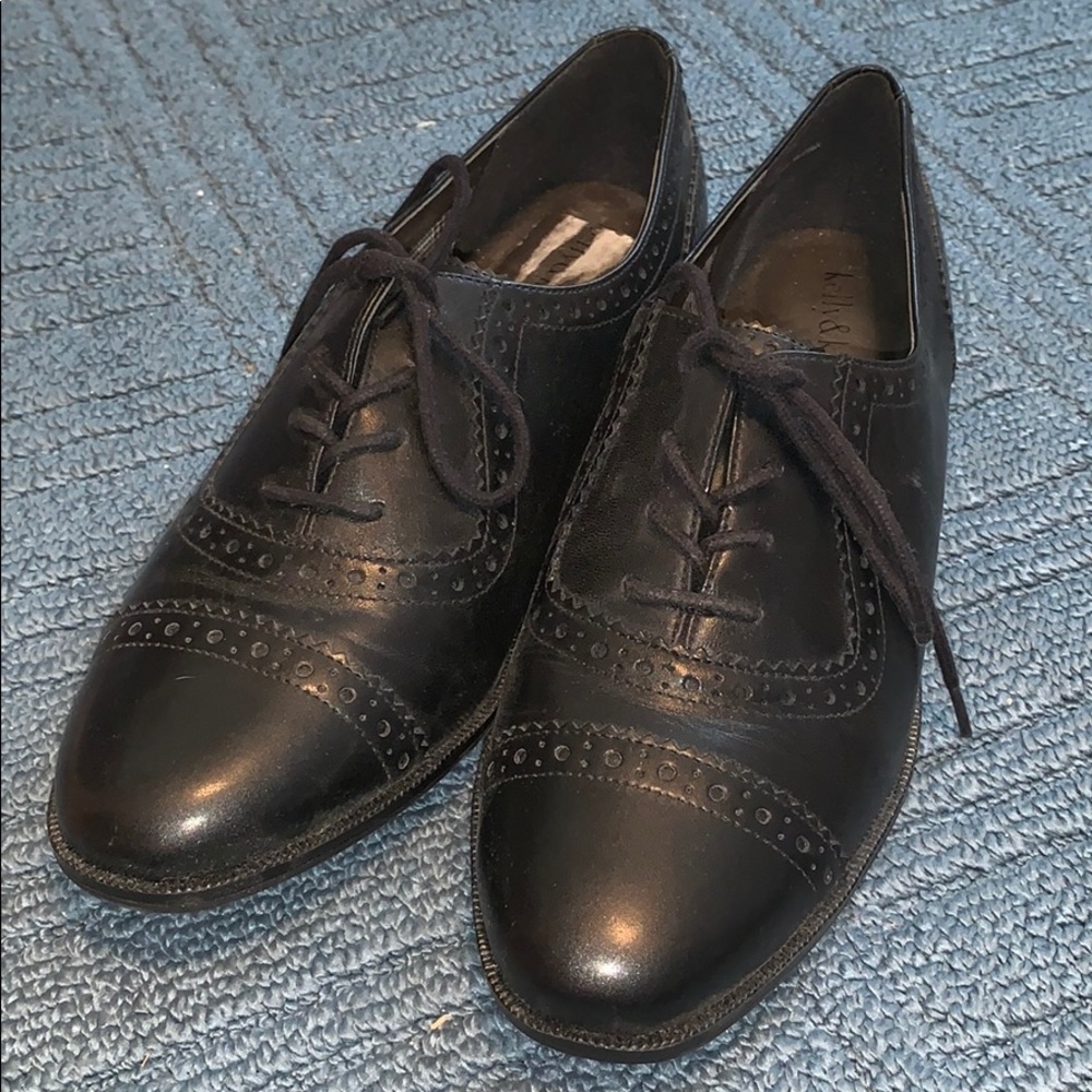 NEVER WORN Kelly & Katie Black Loafers